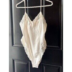 VTG Fantasies Morgan Taylor Ivory Cream Satin Lace Teddy Bodysuit Size S